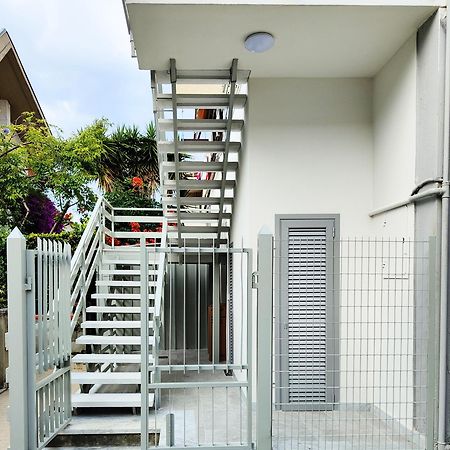 Cytrus Apartament Villa Marina di Massa Eksteriør bilde