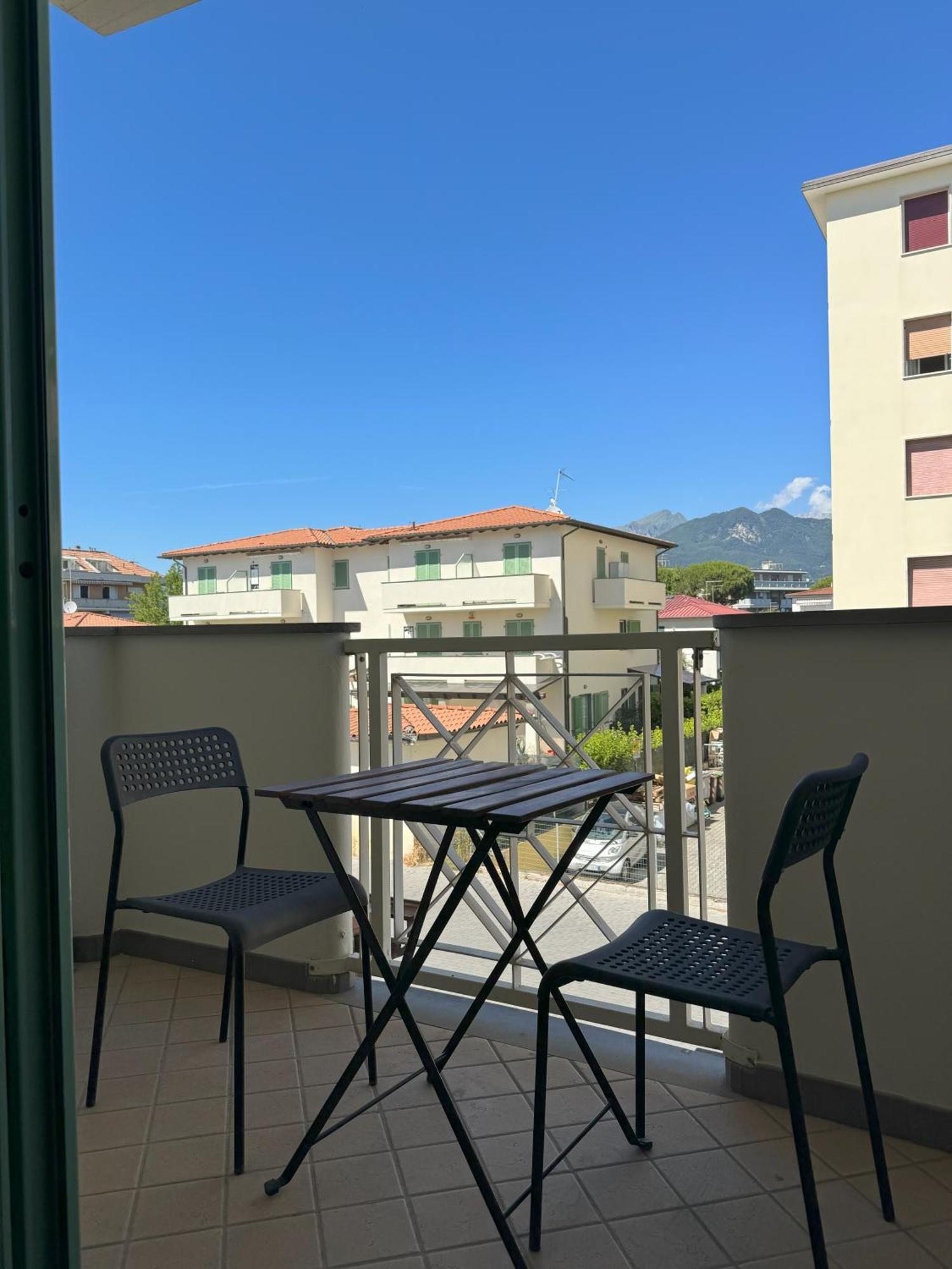 Cytrus Apartament Villa Marina di Massa Eksteriør bilde